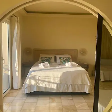 Best View-stylish Penthouse With Communal Pool Apartment *